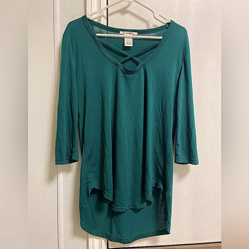 Brand: K. Jordan Size: Large Color: Turquoise